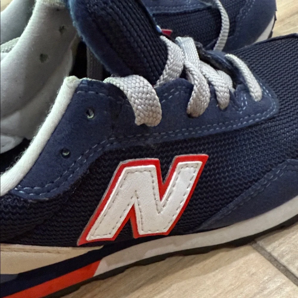 New Balance Kids' Sneakers in Navy and Red - Picture 3 of 9